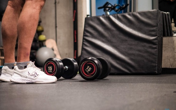 Trening a odporność – czy siłownia pomaga w walce z chorobami?